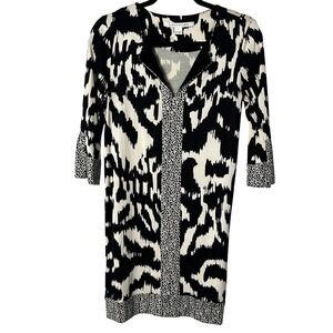 Diane von Furstenberg DVF Black White Silk Jersey Ikat V-Neck‎ Sheath Dress 2